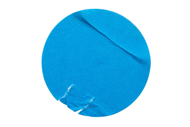Blank niebieski okrągły klej etykieta naklejki papieru izolowane na białym tle - Zdjęcie, obraz