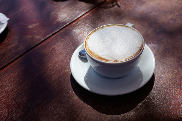 Кофе на открытом воздухе кафе
 - Фото, изображение