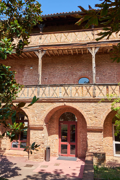 Typická architektura v růžové cihly Toulouse Area Francie - Fotografie, Obrázek