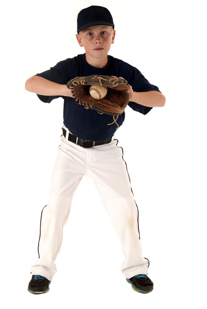 joven americano caucásico jugador de béisbol la captura de la pelota
 - Foto, imagen