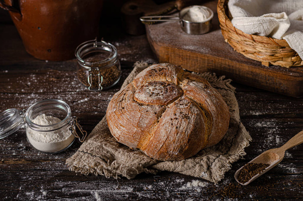 Delicious and simple bread with cumin and little garlic - Fotoğraf, Görsel