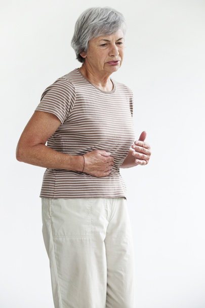 abdominale pijn in bejaarde - Foto, afbeelding