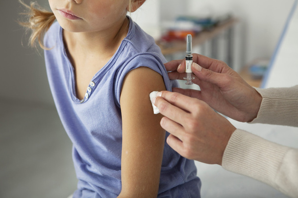 Impfen eines Kindes - Foto, Bild