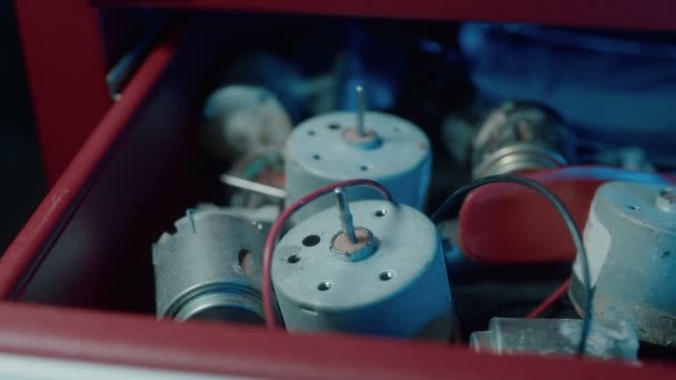 Hobiciler için elektrikli motor parçaları - Video, Çekim