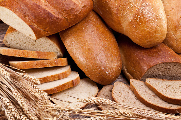 ekmek ve buğday. Gıda arka plan. - Fotoğraf, Görsel