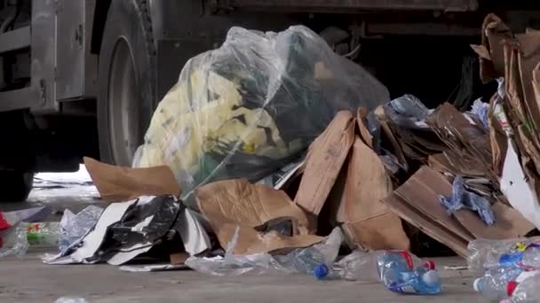 μονάδα επεξεργασίας οικιακών αποβλήτων - Πλάνα, βίντεο