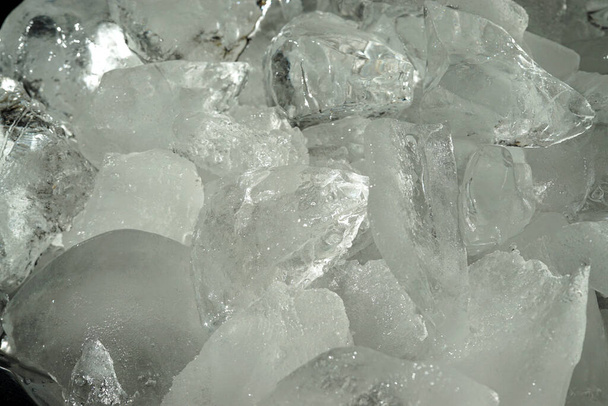 Fundo com cubos de gelo triturado, vista superior - Foto, Imagem