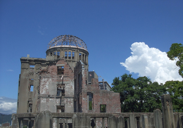 Bomba atomica a Hiroshima
 - Foto, immagini