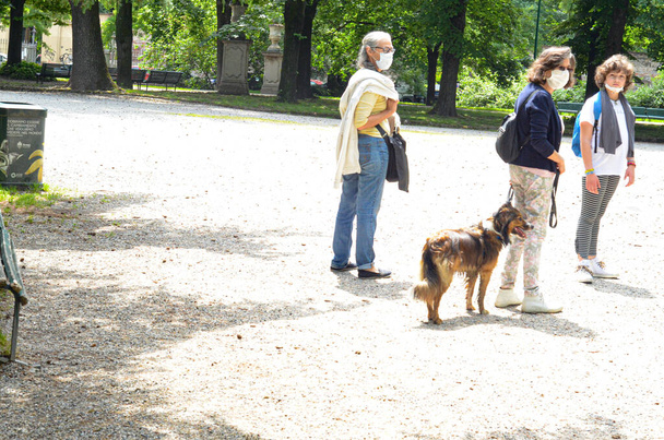 (INT) Covid-19: Movement of people in Milan. May 18,2020, Milan, Italy: Movement of people at the Giardini Pubblici Indro Montanelli, which is a historic park in Milan, Italy, located in the district of Porta Venezia, northeast of the center of the It - Фото, изображение