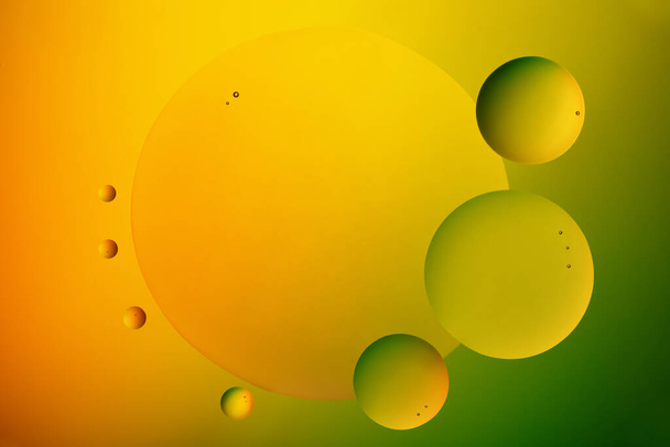 Красочная капля пузырькового масла, абстрактный фон - Фото, изображение
