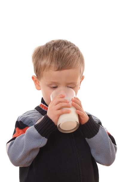 Boy drinking milk - Foto, immagini