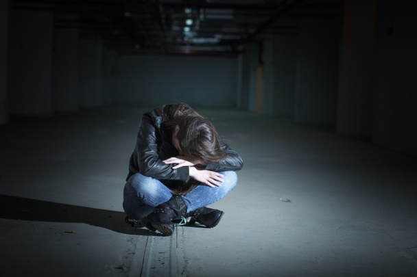 депресія дівчинки-підлітка
 - Фото, зображення