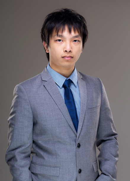 Hombre de negocios asiático
 - Foto, Imagen