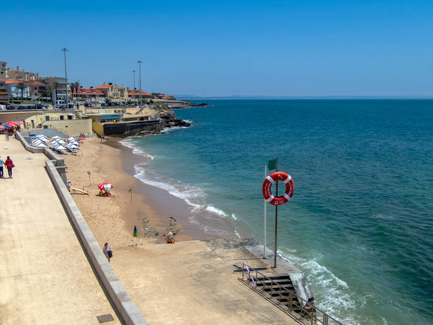 Η παραλία στο Parede κοντά στη Λισαβόνα στην Πορτογαλία - Φωτογραφία, εικόνα
