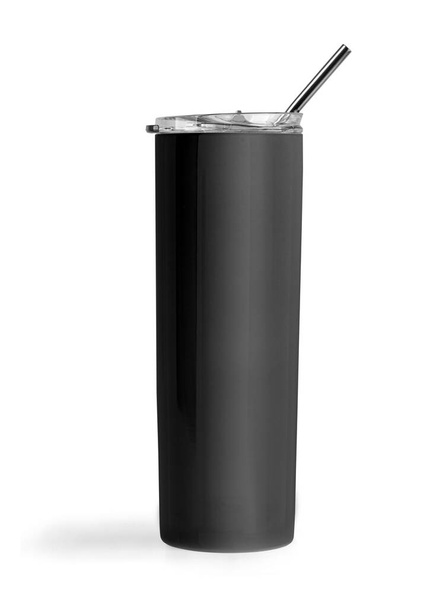 Gobelet blanc en acier inoxydable noir avec couvercle pour maquiller la marque. Isolé sur blanc avec chemin de coupe - Photo, image