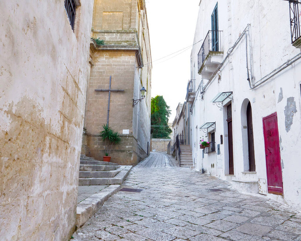 Oria. Małe średniowieczne centrum, dzielnica żydowska. Puglia, Apulia, Włochy - Zdjęcie, obraz