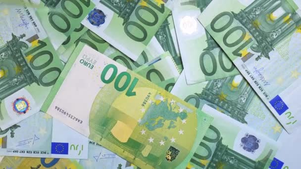 Düşen euro banknotları kelime yakın çekim - Video, Çekim