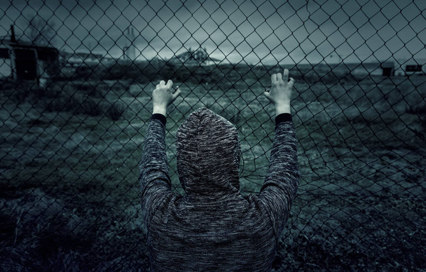 Barbed wire tegen immigratie, menselijke bevrijding, bescherming - Foto, afbeelding