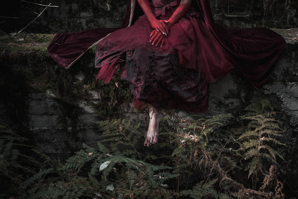 Dark fairy in the forest - Φωτογραφία, εικόνα