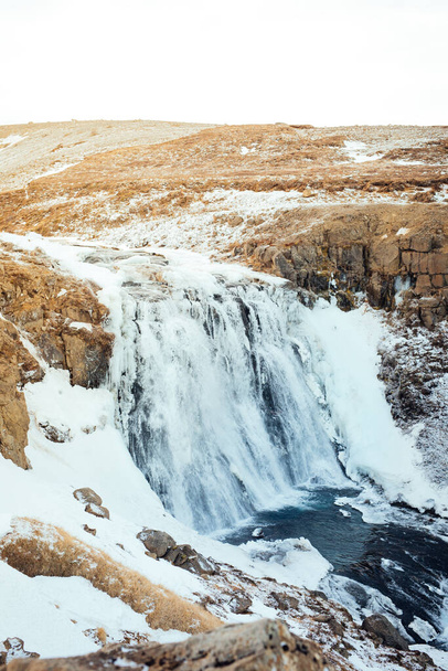 Wodospad w pobliżu lodowca Langjokull w Islandii - Zdjęcie, obraz