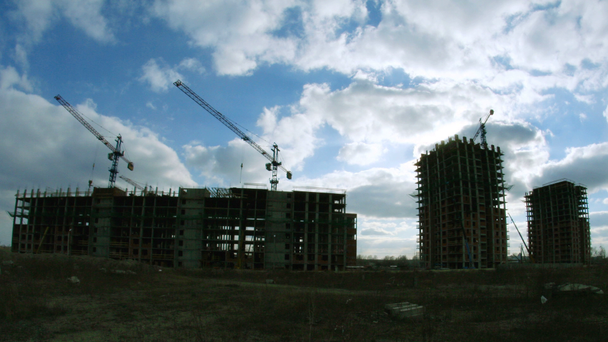Construcción de edificios de hormigón
 - Metraje, vídeo