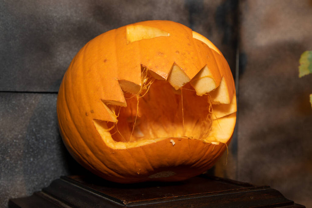 Uma abóbora assustadora jack o lanterna para o Halloween - Foto, Imagem