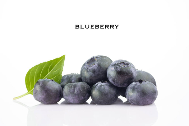 Fresh blueberry on white background - Φωτογραφία, εικόνα