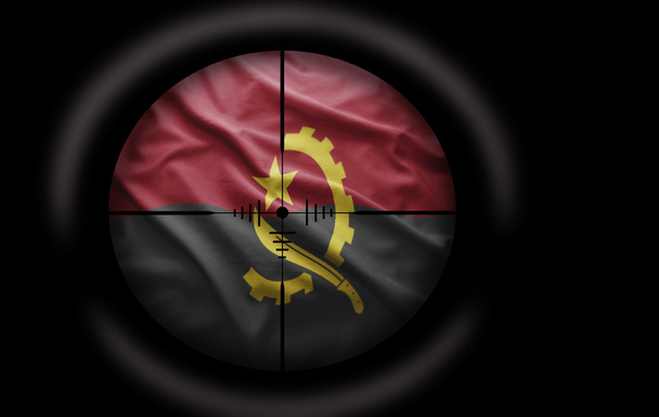 Obiettivo angolano
 - Foto, immagini