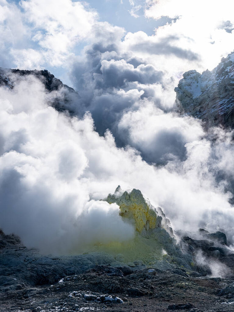 Mt. iou en invierno hokkadio - Foto, imagen