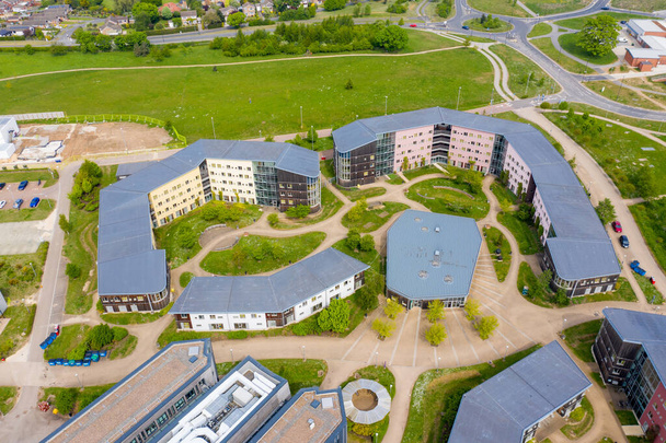Luchtfoto van de grote universiteit van York in de stad York in North Yorkshire, Verenigd Koninkrijk Academische onderwijs en onderzoeksinstelling, opgericht in 1963, met een moderne campus en hogescholen. - Foto, afbeelding