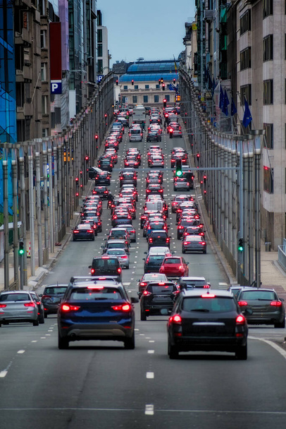 Dopravní zácpa na Rue de la Loi, Brusel, Belgie. - Fotografie, Obrázek