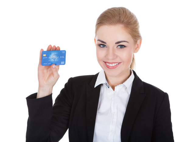Young Woman Holding Credit Card - Foto, imagen