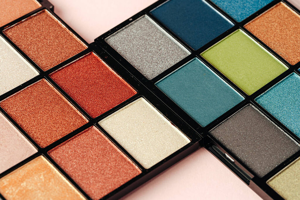 Make up colorful eyeshadow palettes, close up - Foto, Imagem
