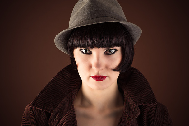 krásná módní žena v klobouku a kabát - Fotografie, Obrázek