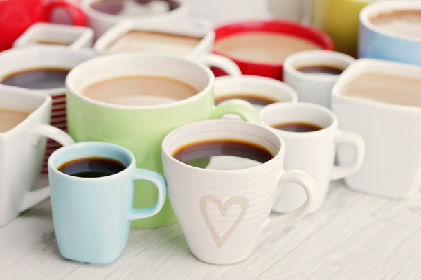 rengeteg csésze kávé  - Fotó, kép