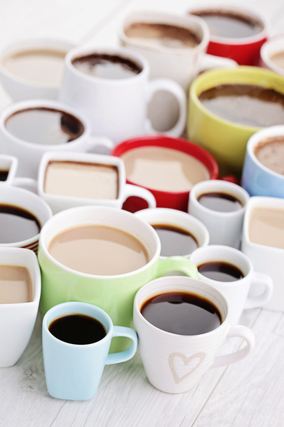 Muitas xícaras de café
  - Foto, Imagem