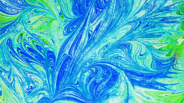 manchas abstractas de pintura. azul turquesa verde amarillo. flores. - Foto, Imagen
