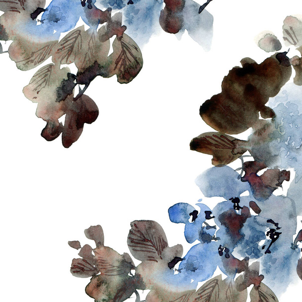 Acquerello e illustrazione d'inchiostro di ramo di albero in fiore - fiori azzurri, gemme e foglie. Pittura orientale tradizionale in stile sumi-e, u-sin e gohua. - Foto, immagini