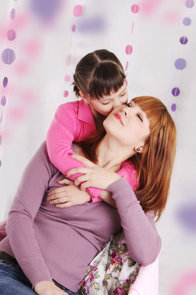 anya és lánya, csók - Fotó, kép