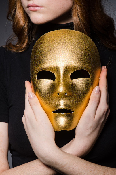 mujer con máscara - Foto, Imagen