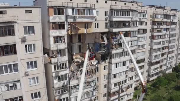 Broken living house. Gas explosion. Rescue operation - Materiał filmowy, wideo