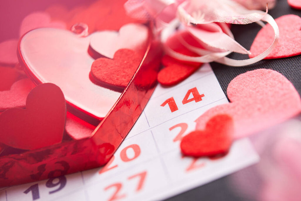 Sfondo di cuori rossi con dolci auguri di buon San Valentino - Foto, immagini