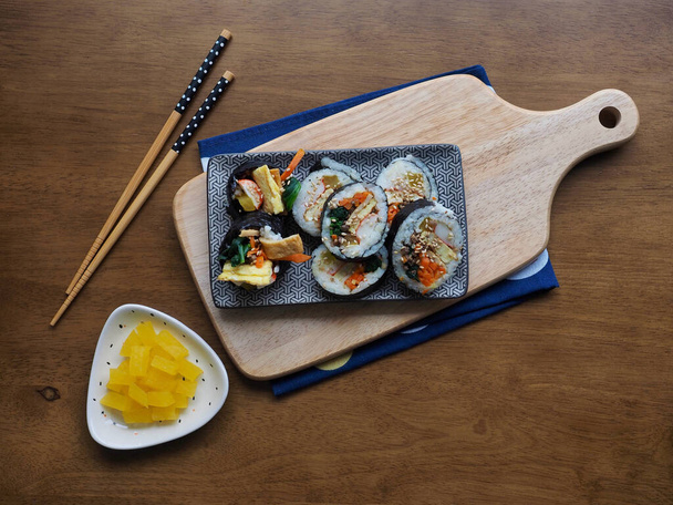 Coreano cibo tradizionale kimbap, cucina - Foto, immagini