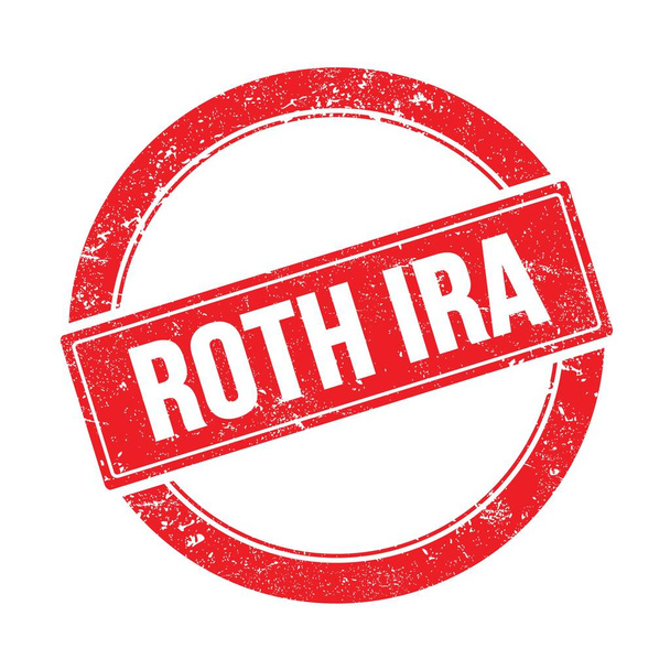 ROTH IRA Text auf roter, grungiger, runder Vintage Marke. - Foto, Bild