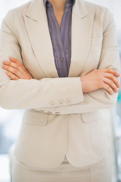 Business woman standing in office - Zdjęcie, obraz