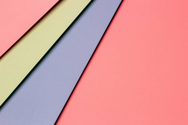 Fondo de textura de papel de color abstracto. Mínimas formas geométricas y líneas en azul claro, rosa pastel, colores verdes - Foto, Imagen