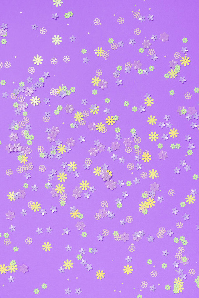 Confetti flowers on background - Foto, afbeelding