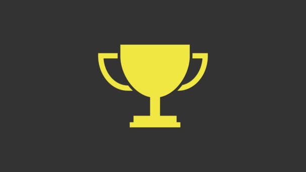 Gri arkaplanda sarı kupa simgesi izole edildi. Ödül sembolü Şampiyon kupası ikonu. 4K Video hareketli grafik canlandırması - Video, Çekim