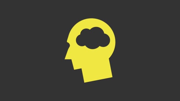 Silhouette tête jaune avec icône nuage isolée sur fond gris. Panneau de rêve. Animation graphique de mouvement vidéo 4K - Séquence, vidéo