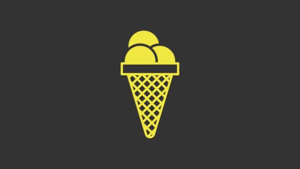 Gri arka planda izole edilmiş Waffle Cone ikonunda sarı dondurma. Güzel sembol. 4K Video hareketli grafik canlandırması - Video, Çekim